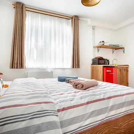Armel Homes Galata מלון דירות 3*