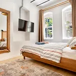 Apartahotel Armel Homes Galata